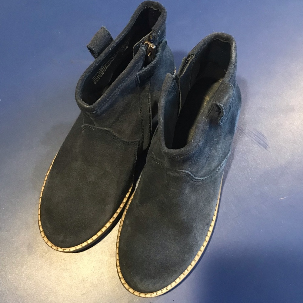 Leader girl boots